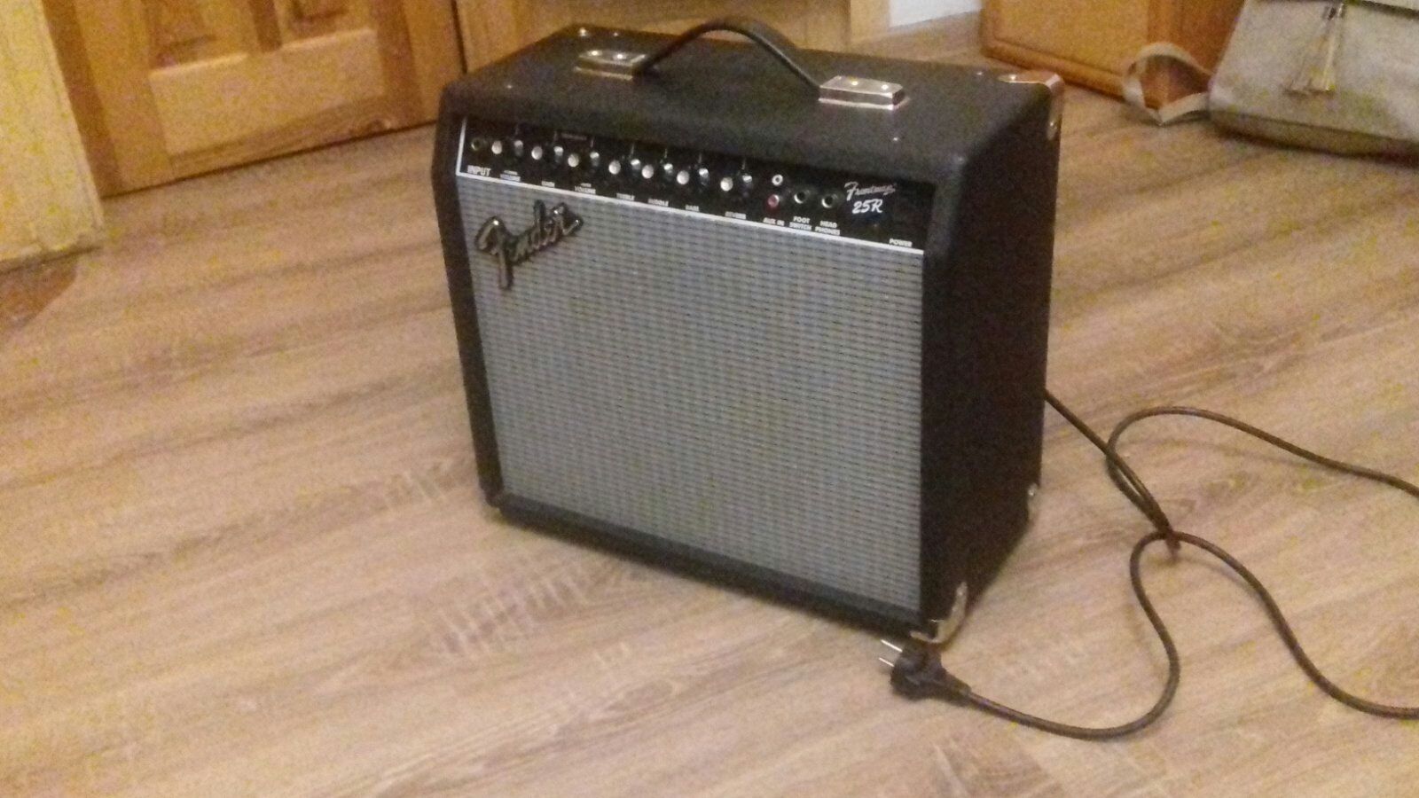 Fender frontman 25r