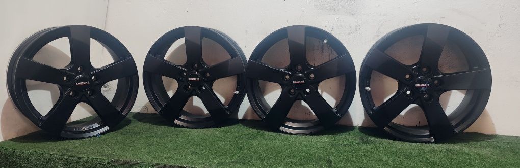 Felgi aluminiowe Dezent 17" 7J Et 40 5x114.3 hiundai Kia Mazda Renault
