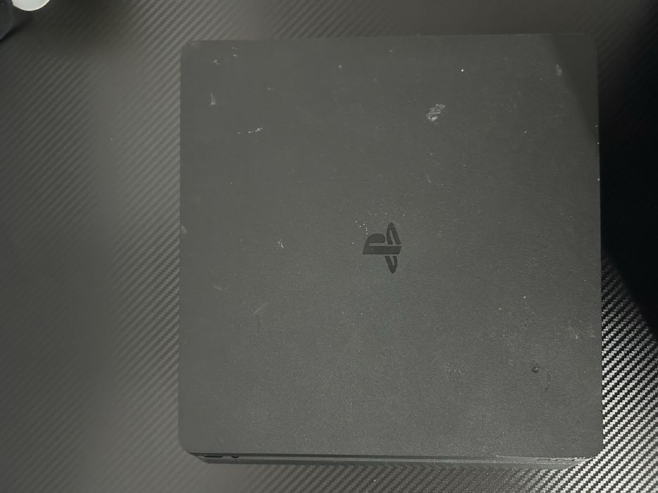 Ps4 slim com comando