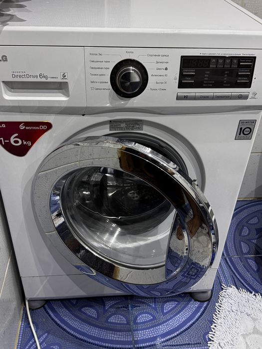 Продам вузьку фронтальну пральну машину LG F1096ND3 у хорошому стані