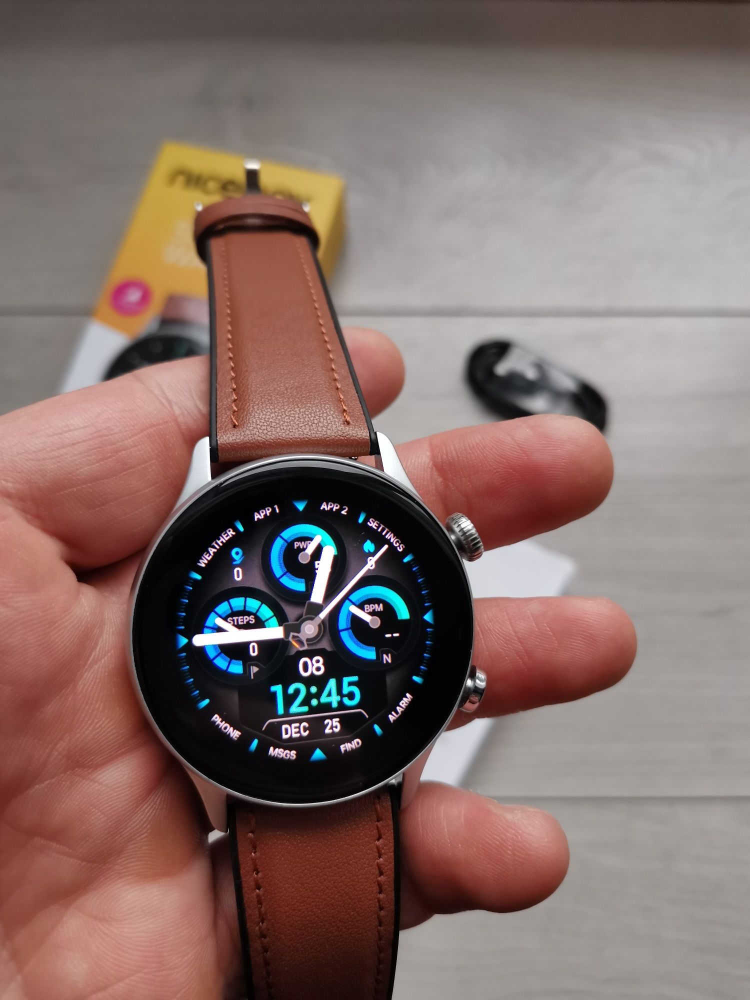 Nowy smartwatch Niceboy Watch GTR 45mm