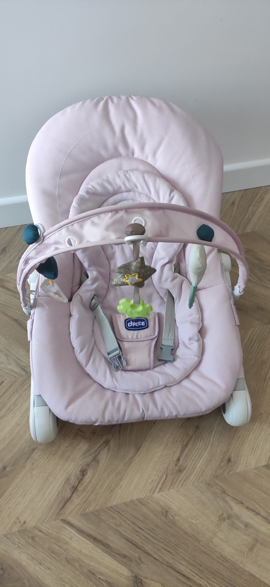 HOOPLA Chicco Leżaczek Bujaczek do 18 kg - ORCHID