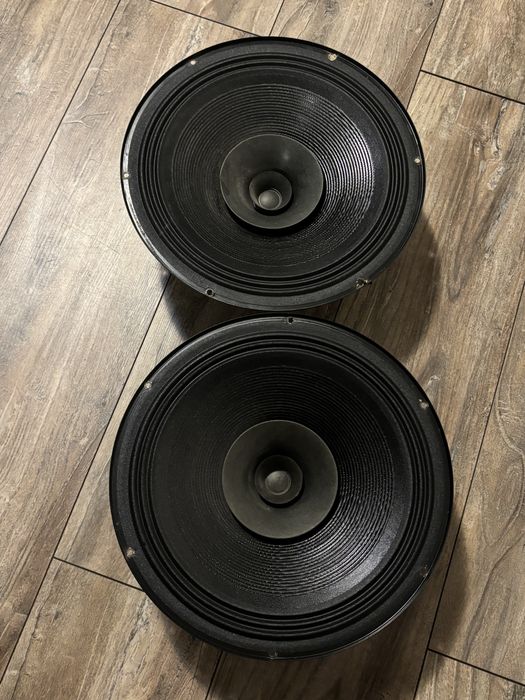 2 głośniki STX 12” 300W 8 Ohm F.30.300.8.MC