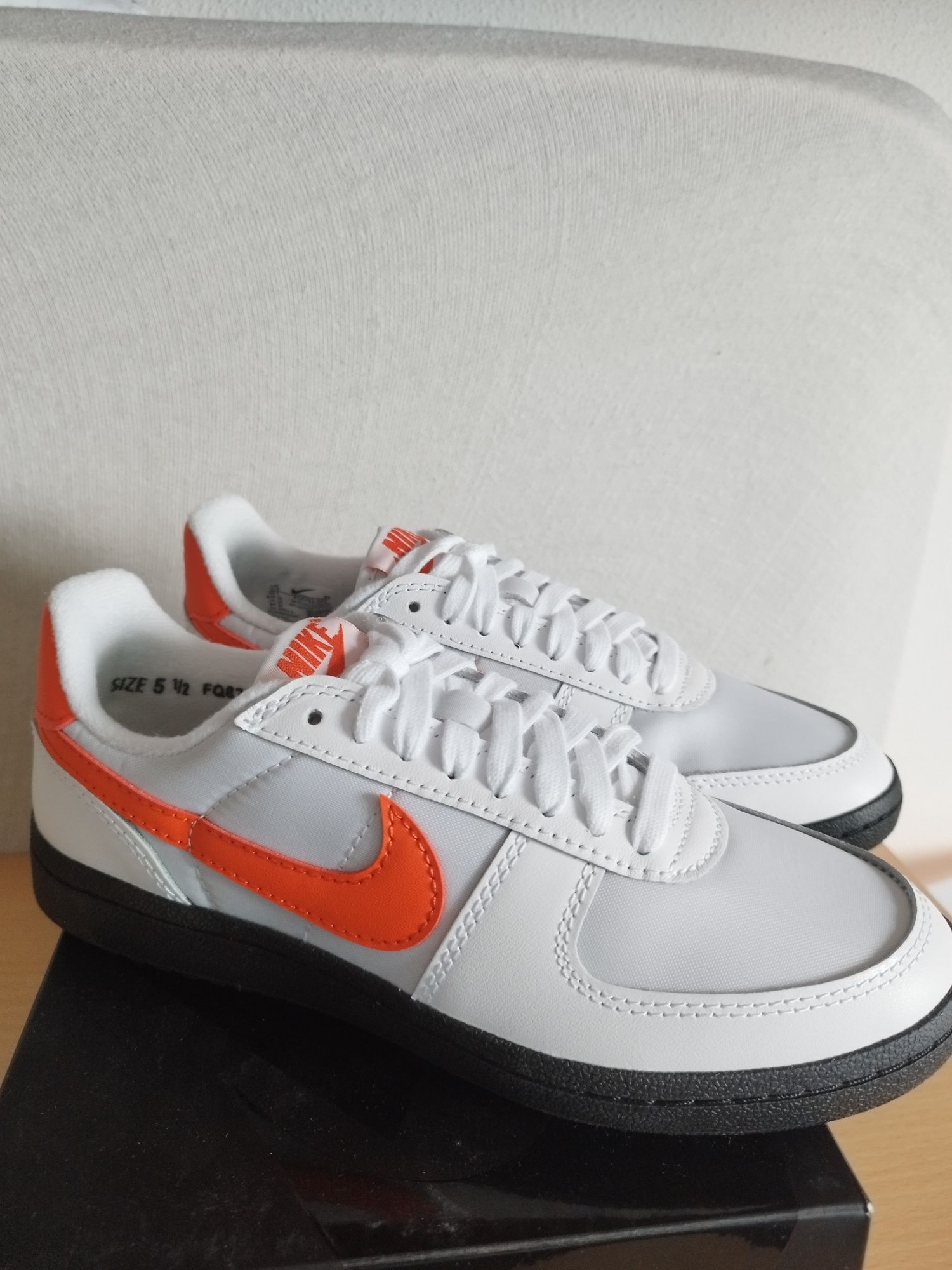 Nike tamanho 38,5