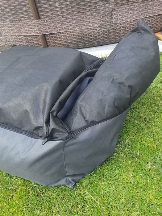 Szara kanapa dla pieska