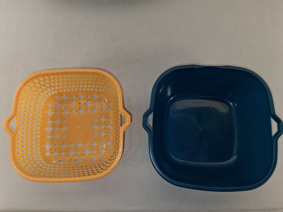 N149 Zestaw 4 Kompletów Miska + Durszlak Ociekacz Plastikowe Nowy