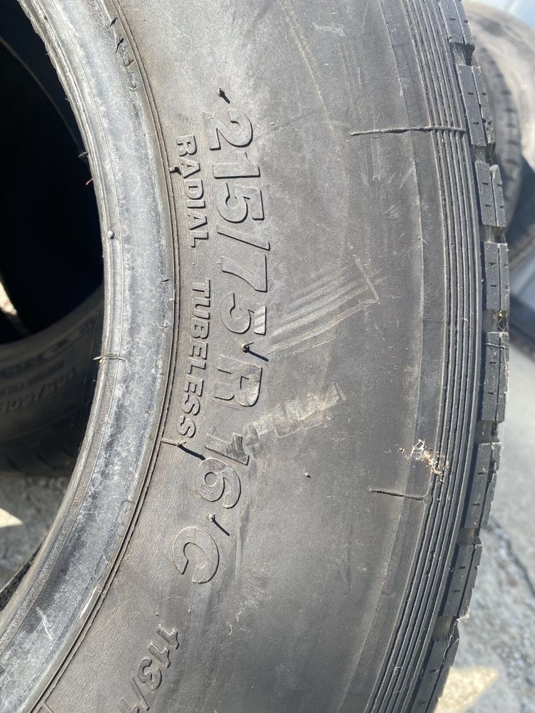 Unirojal 215/75 16C