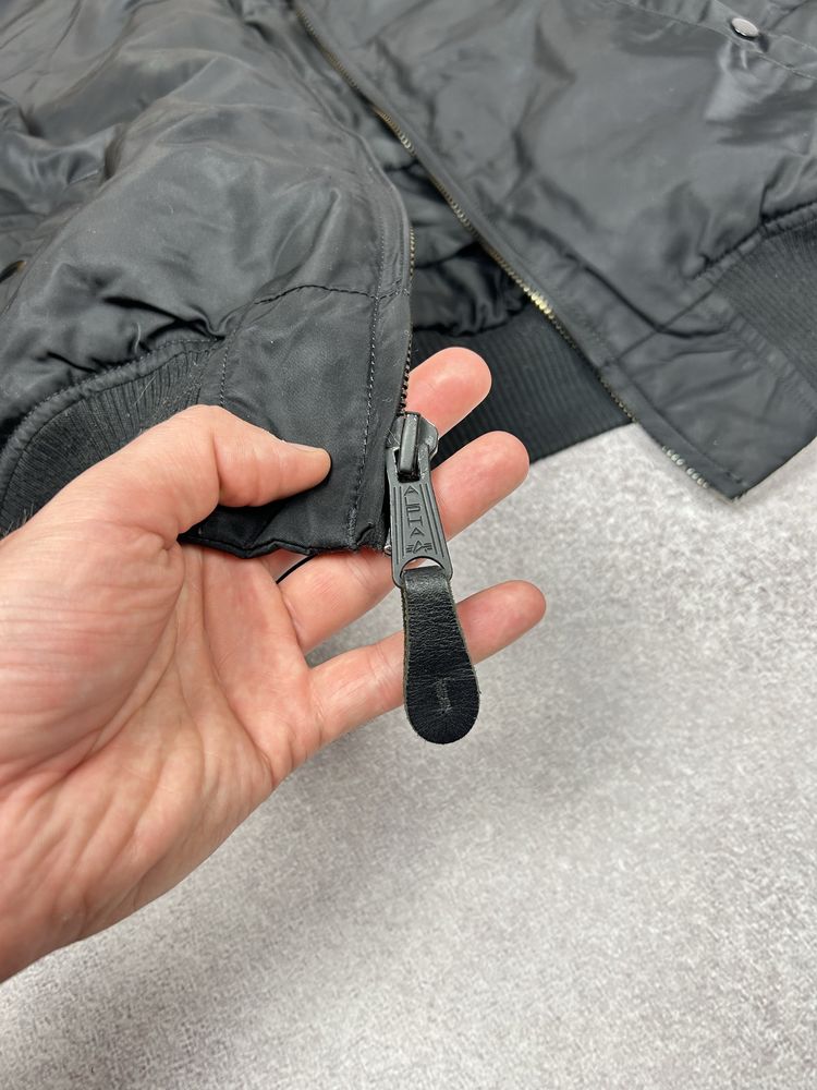 Чоловічий бомбер Alpha Industries