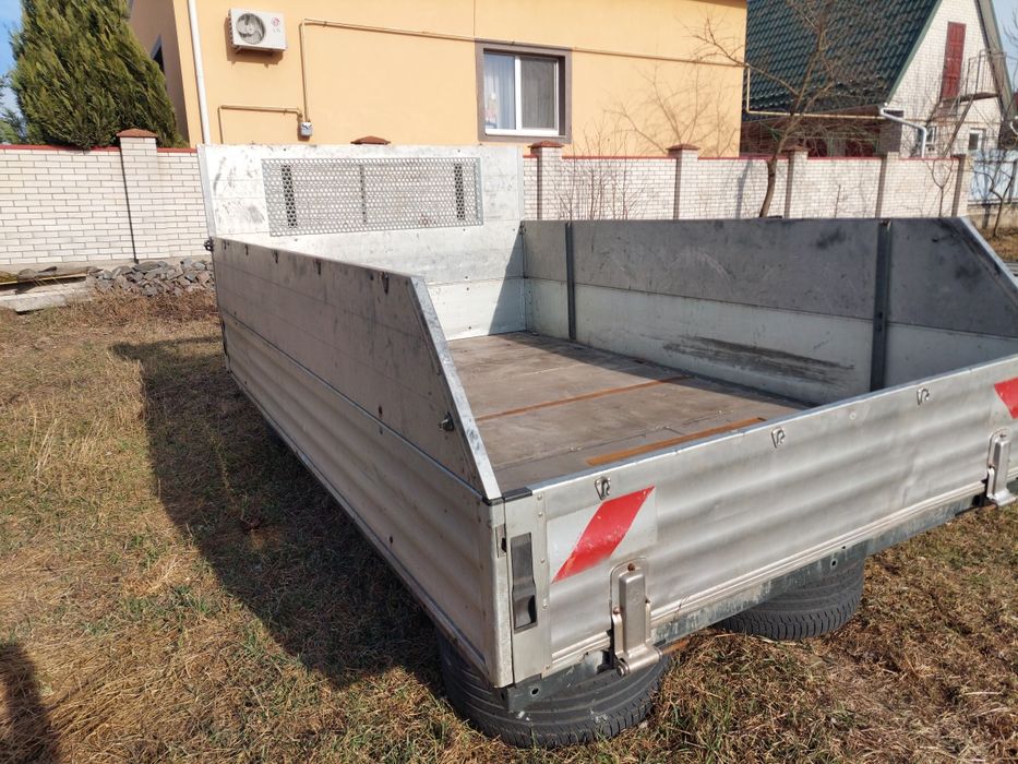 Продається  кузов  автомобіля  Мерседес  Спрінтер -Фольксваген  Крафт.