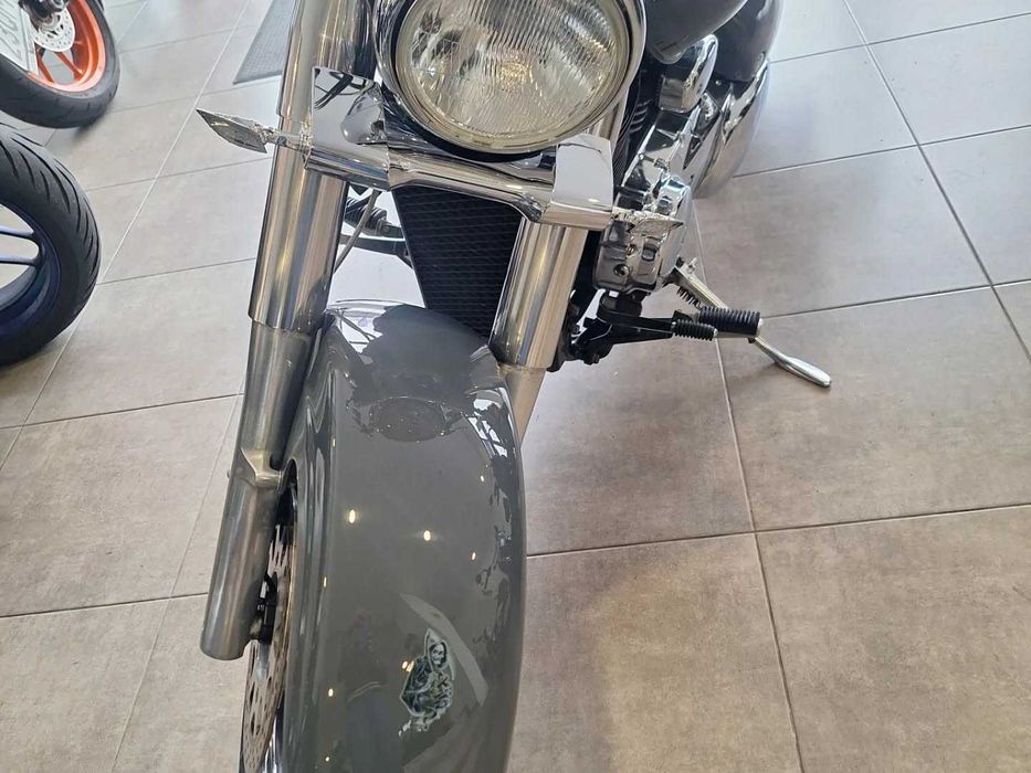 SUZUKI INTRUDER VL800