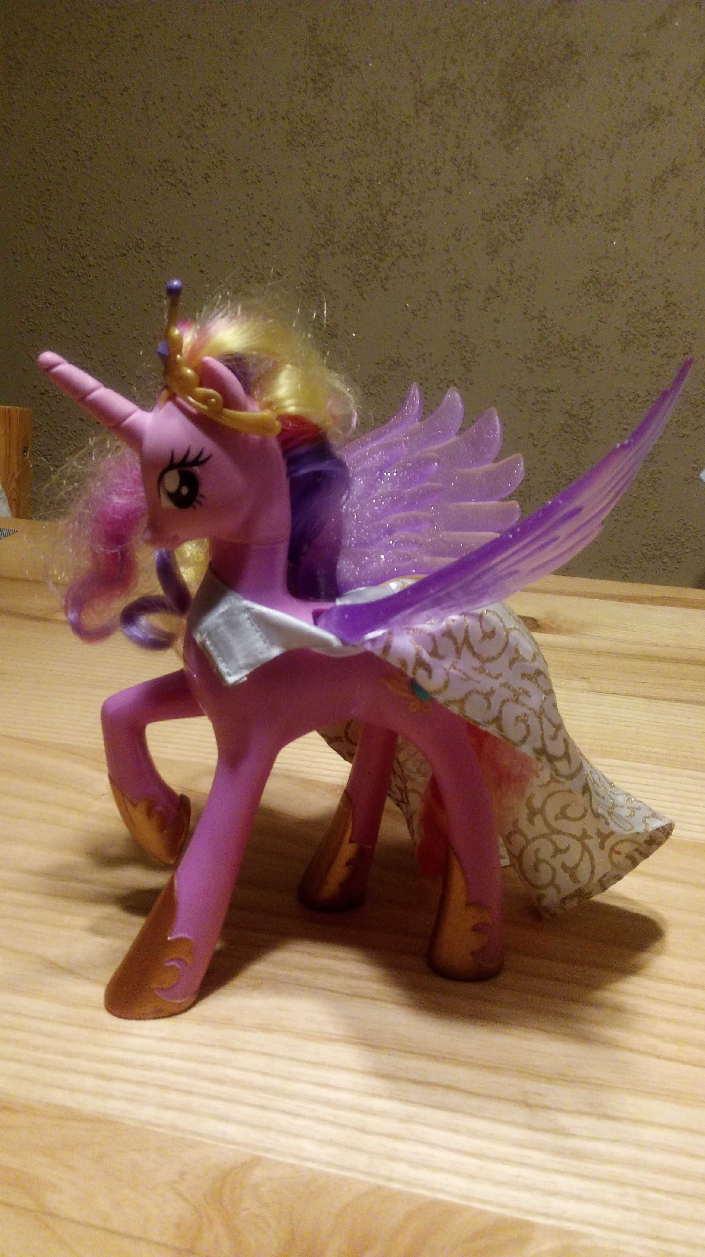 My Little Pony księżniczka Cadence