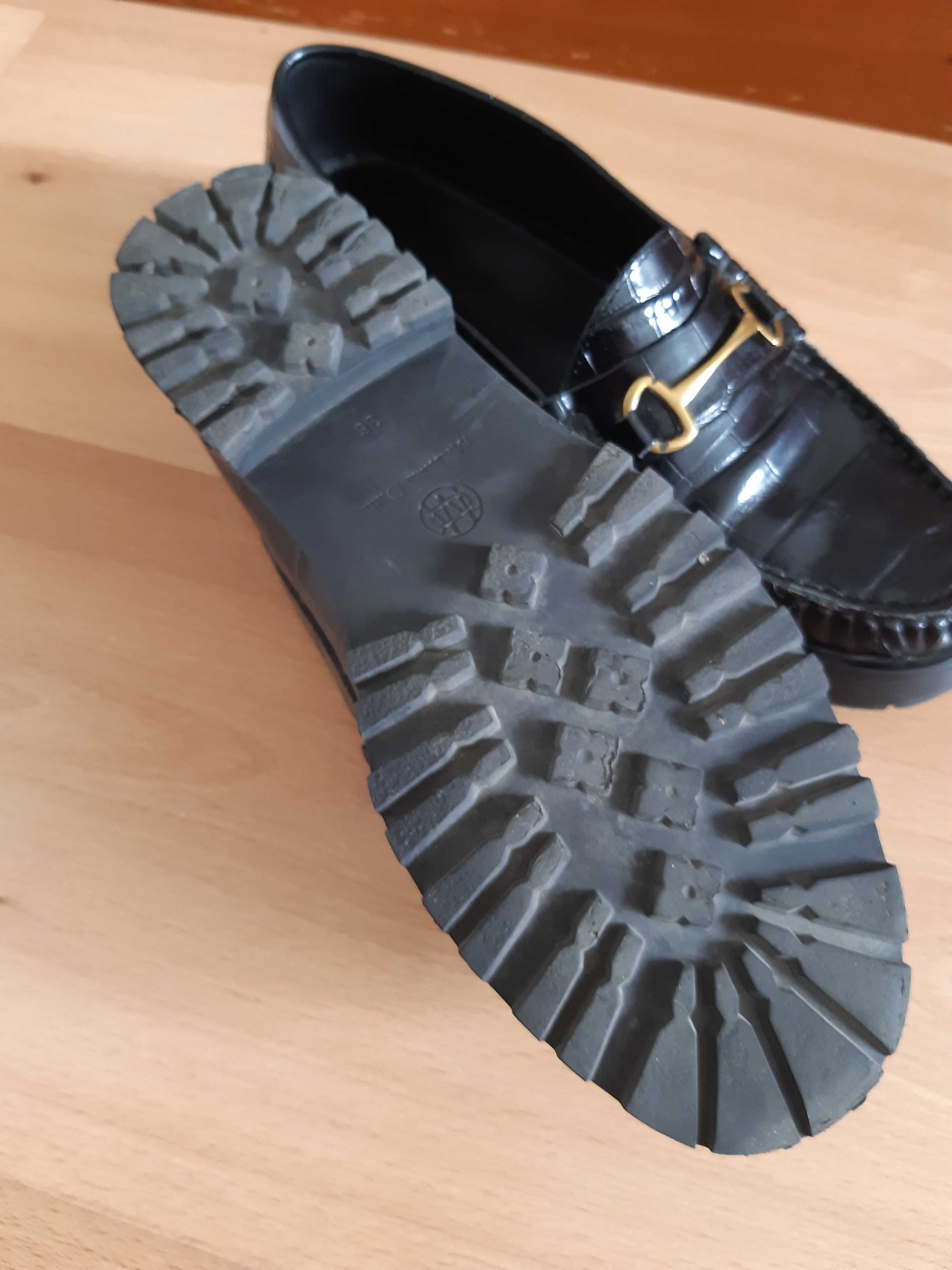 Mokasyny damskie Massimo Dutti