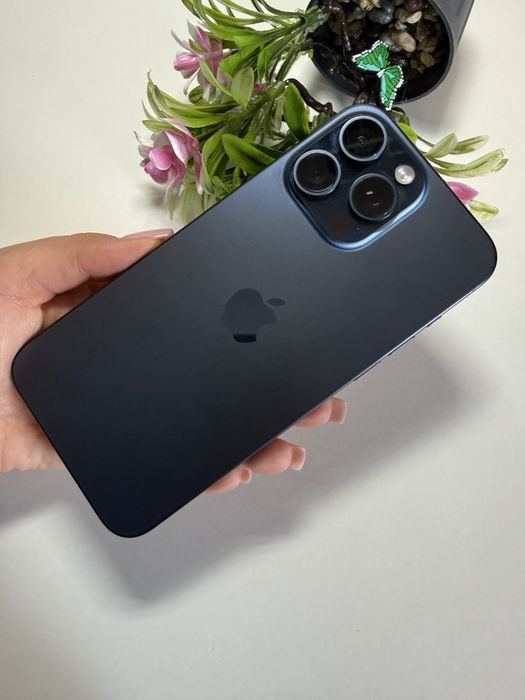 Продам айфон iphone 15 pro max 256