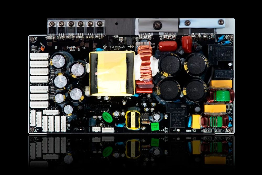 Emotiva XPA two Gen3 Stereofoniczna końcówka mocy 2x300W /8ohm