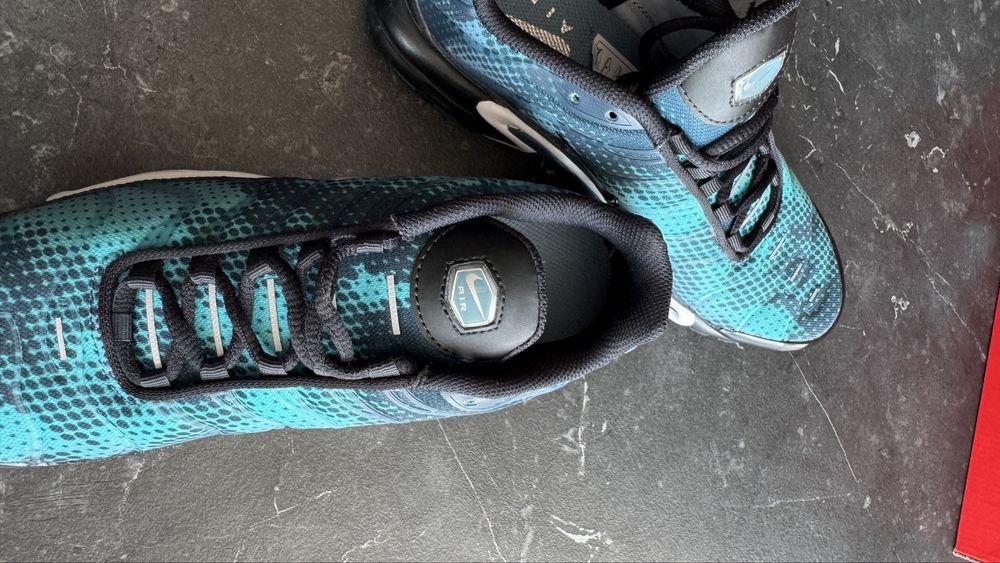 Nike Air Max Plus „Dot Pattern Black / Dusty Cactus” | Rozmiar 39 EU