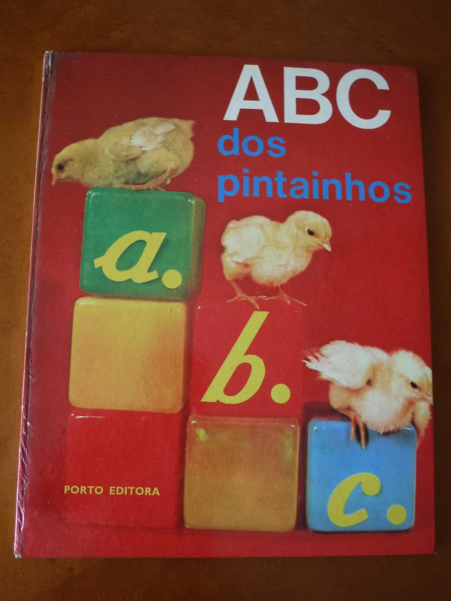 ABC dos Pintainhos - para aprender as letras e a ler - 1980
