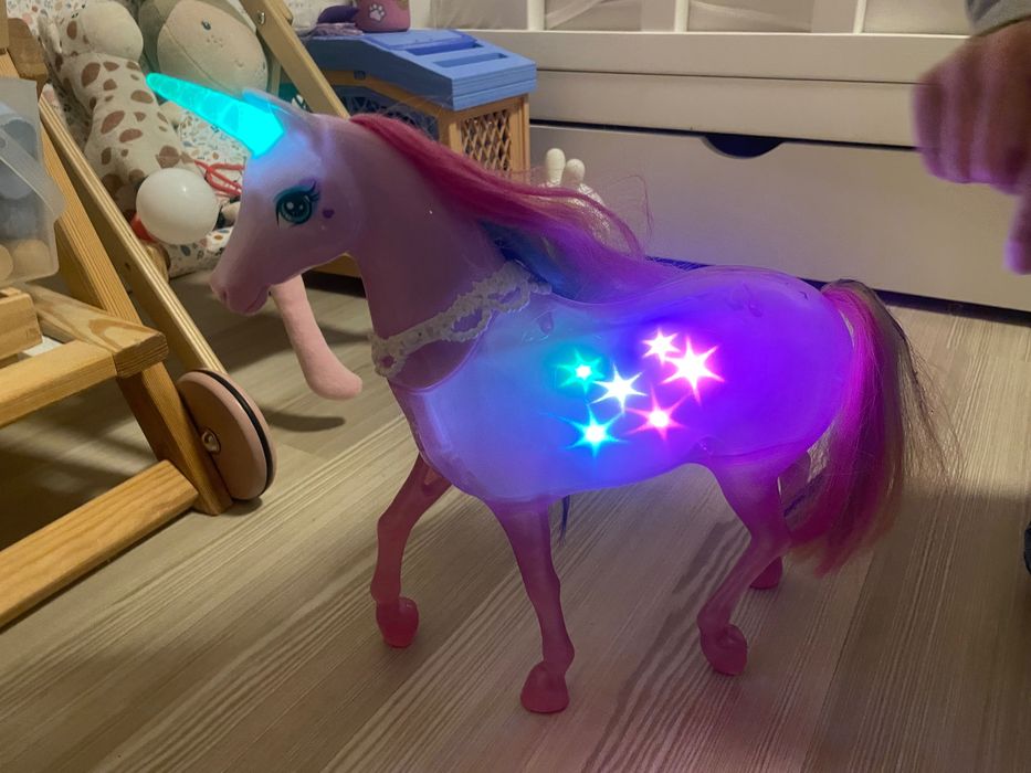 Świecący koń jednorożec zabawka święta