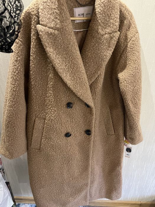 Нове пальто теді