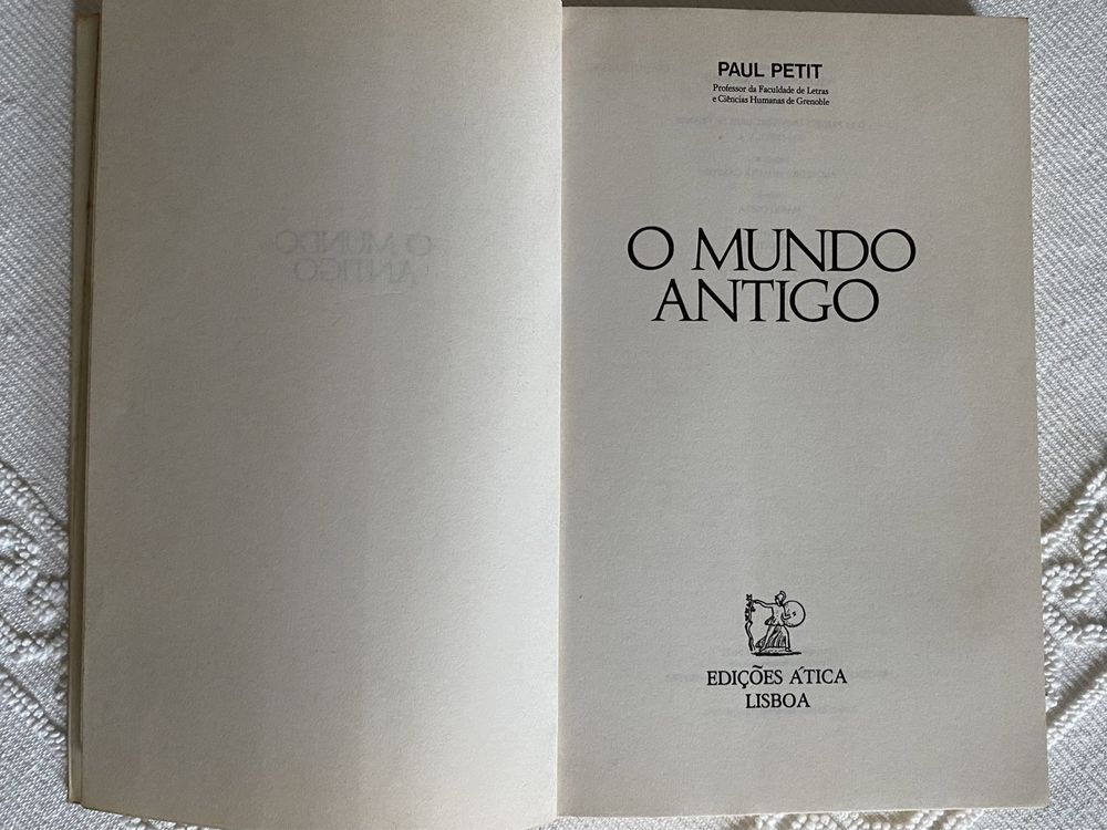 O Mundo Antigo de Paul Petit