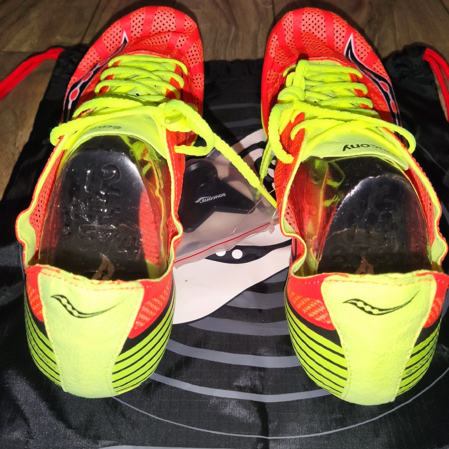 Saucony Endorphin MD4 rozmiar 46.5 kolce biegowe sprinterskie