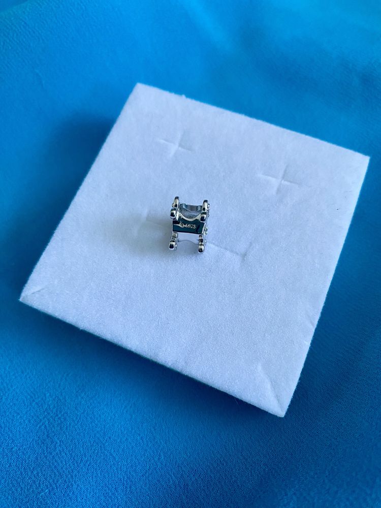 nowa mini zawieszka charms beads karoca Disneya cyrkonie srebro 925