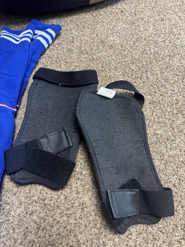 защита для ног футбол EN 13061 left uhlsport