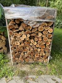 Drewno kominkowe mieszane na paletach