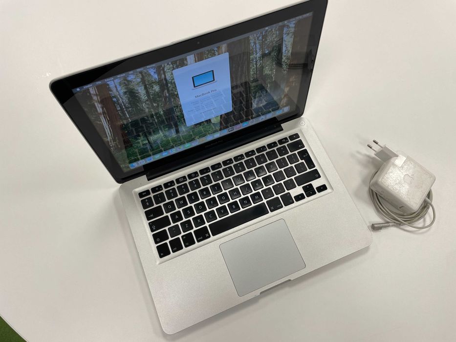 MacBook Pro 13" Mid 2010 A1278 C2D 8GB RAM, SSD 250GB gotowy do pracy