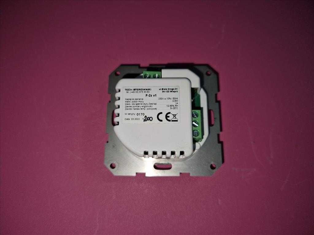 TECH Sterownik F-2Z V1 Regulator Temperatury Termostat Pokojowy