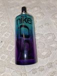 Vendo perfumes inteiros de homem e mulher