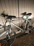 Bicicleta em alumínio