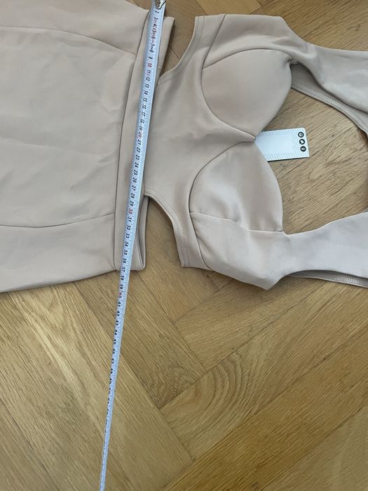 Nowa sukienka M/L boohoo