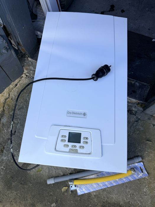 Kocioł De Dietrich 24/28 Mi Compact dwufunkcyjny i regulator Isense