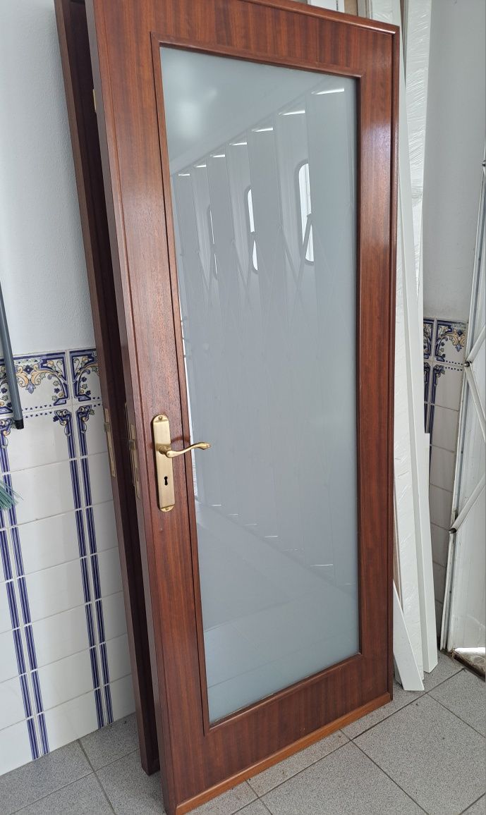 Portas interiores sem aros