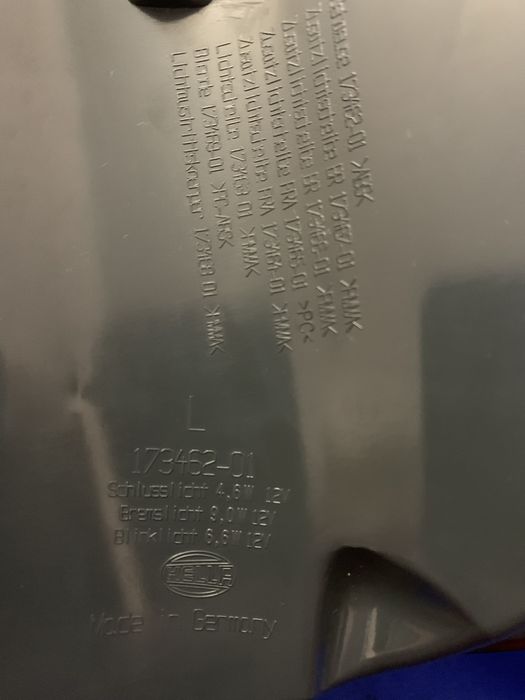 Комплект задніх оригінальних фонарів BMW F 10 (БМВ Ф10 дорестайл)