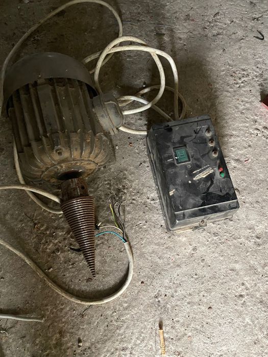 Електричний двигун 3фази