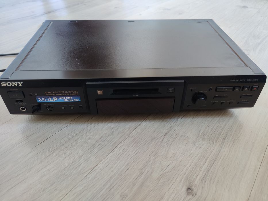 Минидисковая дека Sony MDS-JE640
