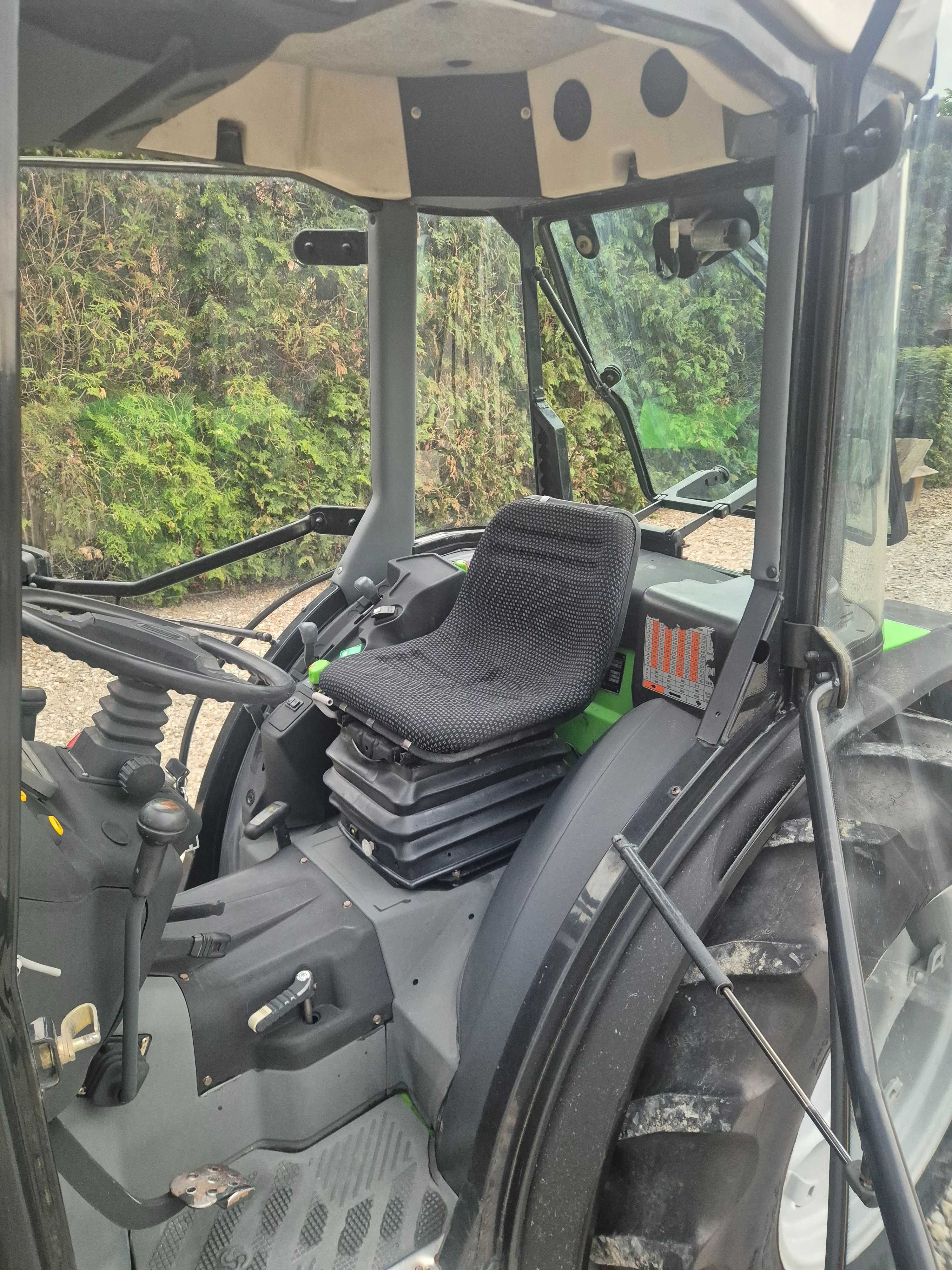 Deutze Fahr Agrocompact F70  75 km