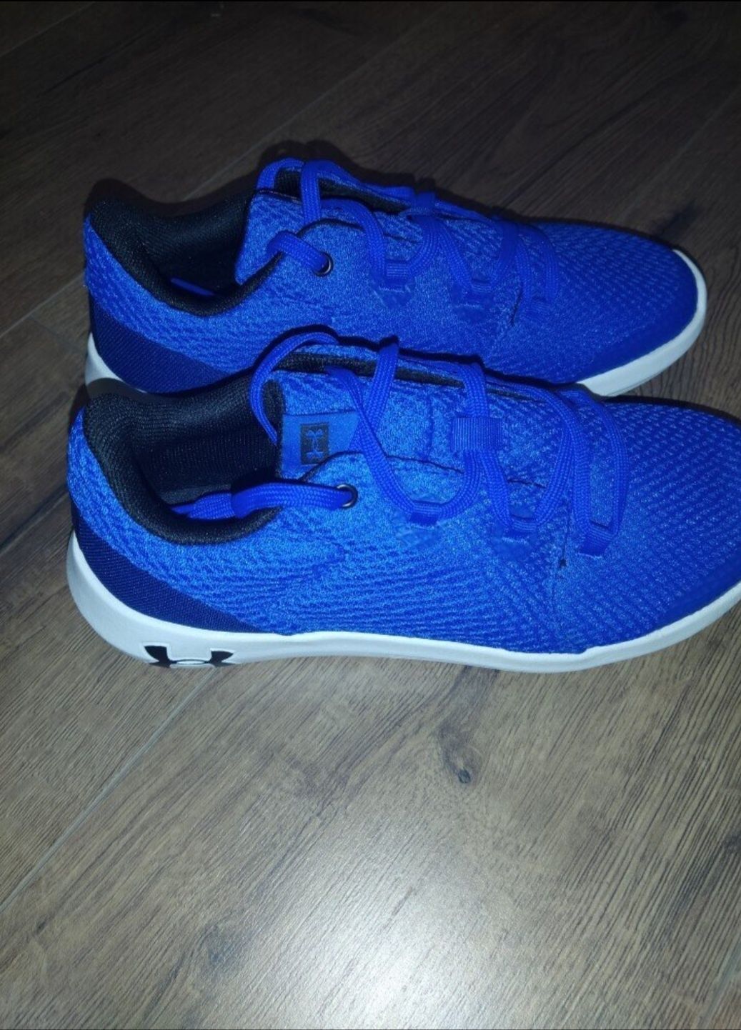 Новые кроссовки  Under Armour,  р 37-38, 24 см