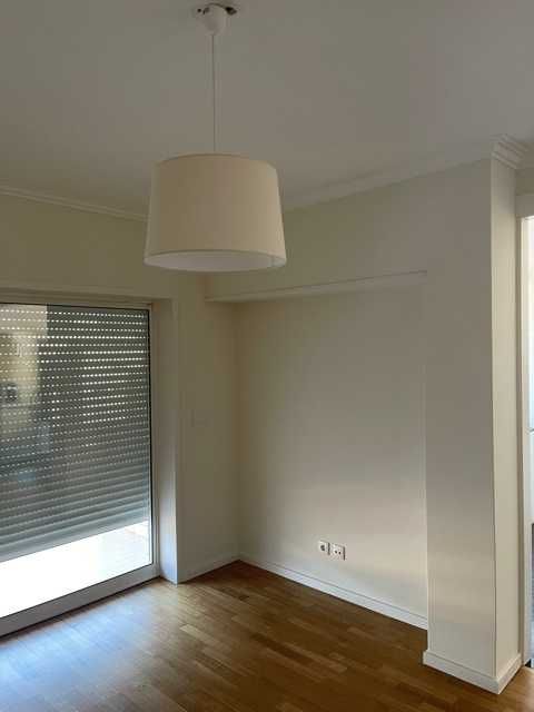 Apartamento T2 com garagem e arrumos no edifício UNIVERSO em Barcelos