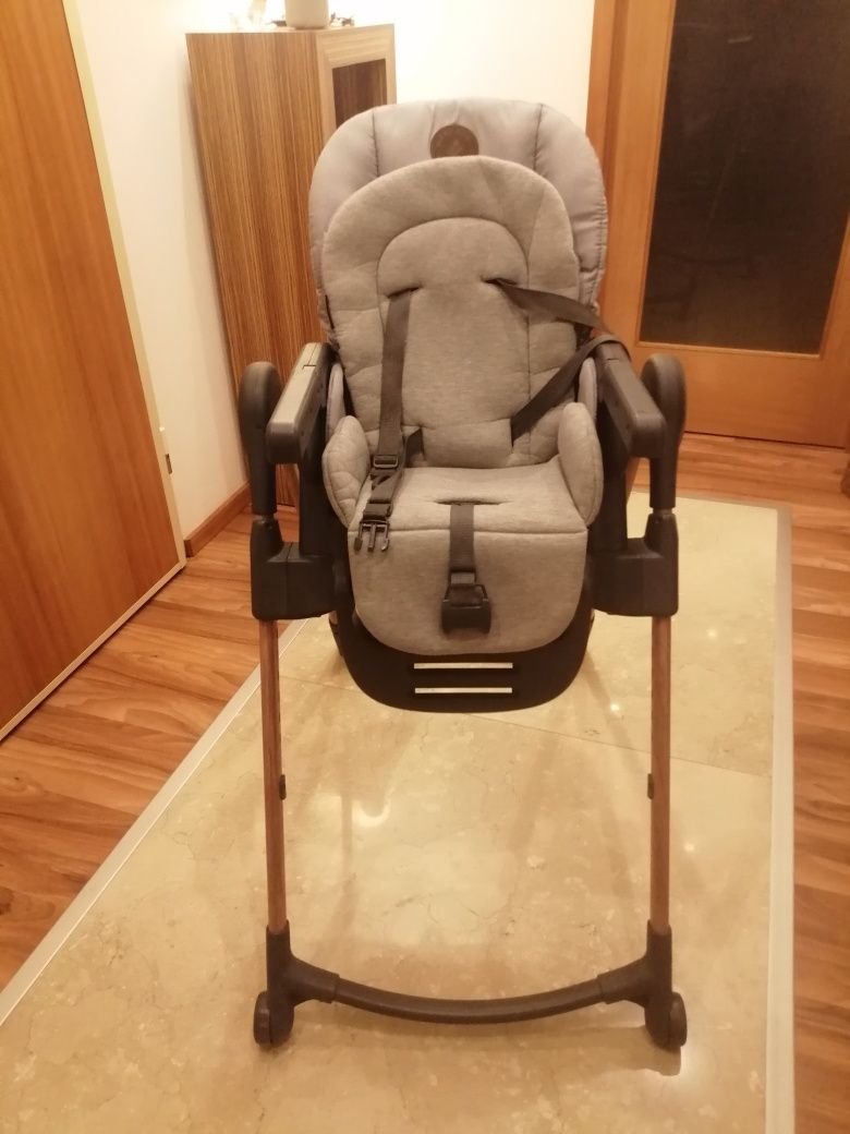 Cadeira de refeição para bebé