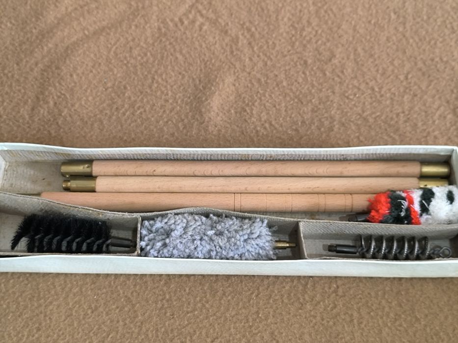 Antigo kit de limpeza