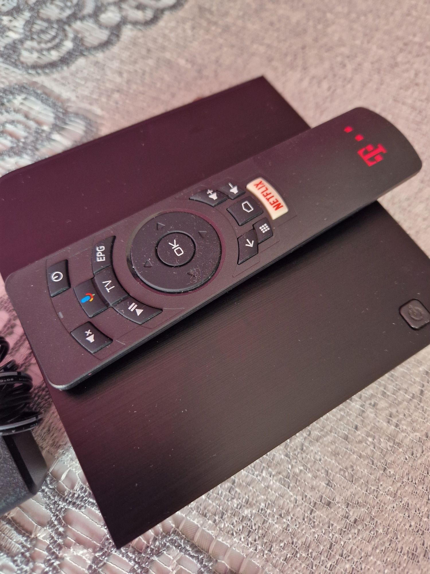 Dekoder T-Mobile KSTB6077 TV BOX