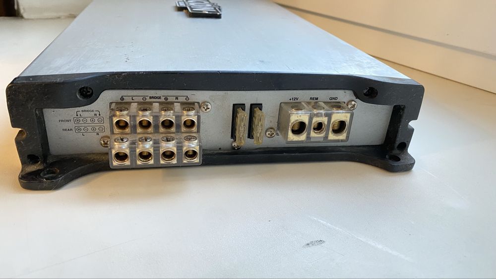 Чотириканальний підсилювач ICON APR-4075