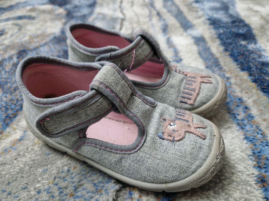 Pantofle kapcie Befado r.24