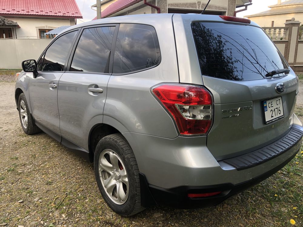 Subaru Forester 2014 року