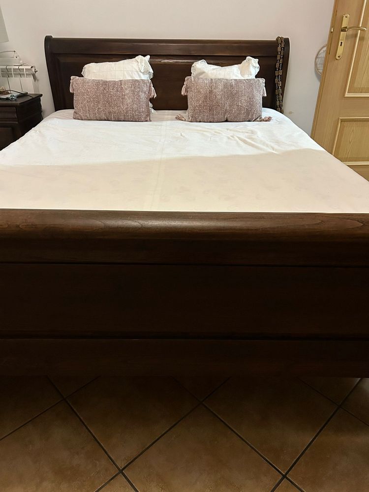 Cama em madeira, estilo rustico