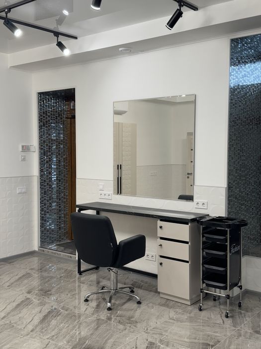 Сдам в аренду рабочее место район Пески