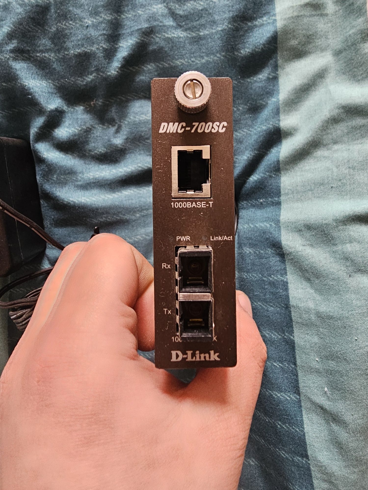 Konwerter ONT DLink DMC 700SC 1000Mb/s 1Gb/s Ethernet rj45 światłowód