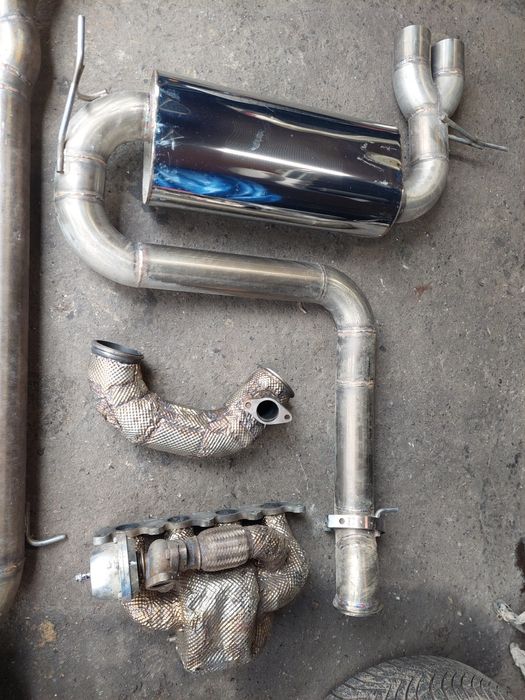 Kolektor 1.8T big turbo GTX30 400+ hp wydech 3 cale S3 8L